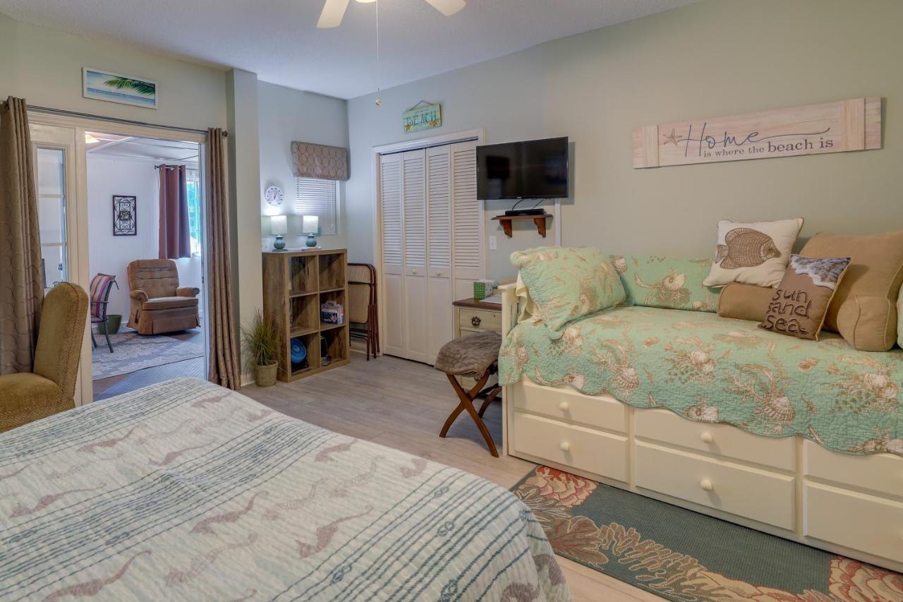 Sneads Ferry Vacation Rental Studio With Water Views Luaran gambar