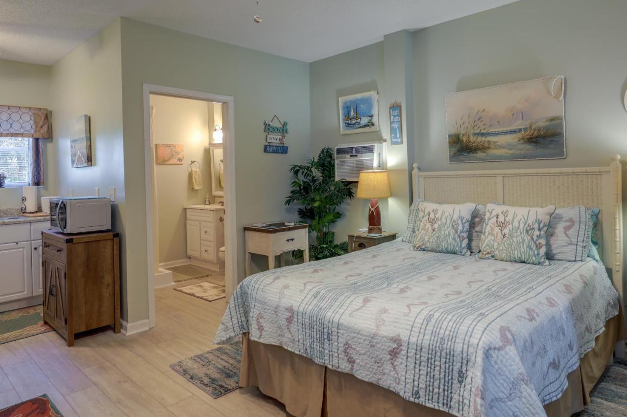 Sneads Ferry Vacation Rental Studio With Water Views Luaran gambar